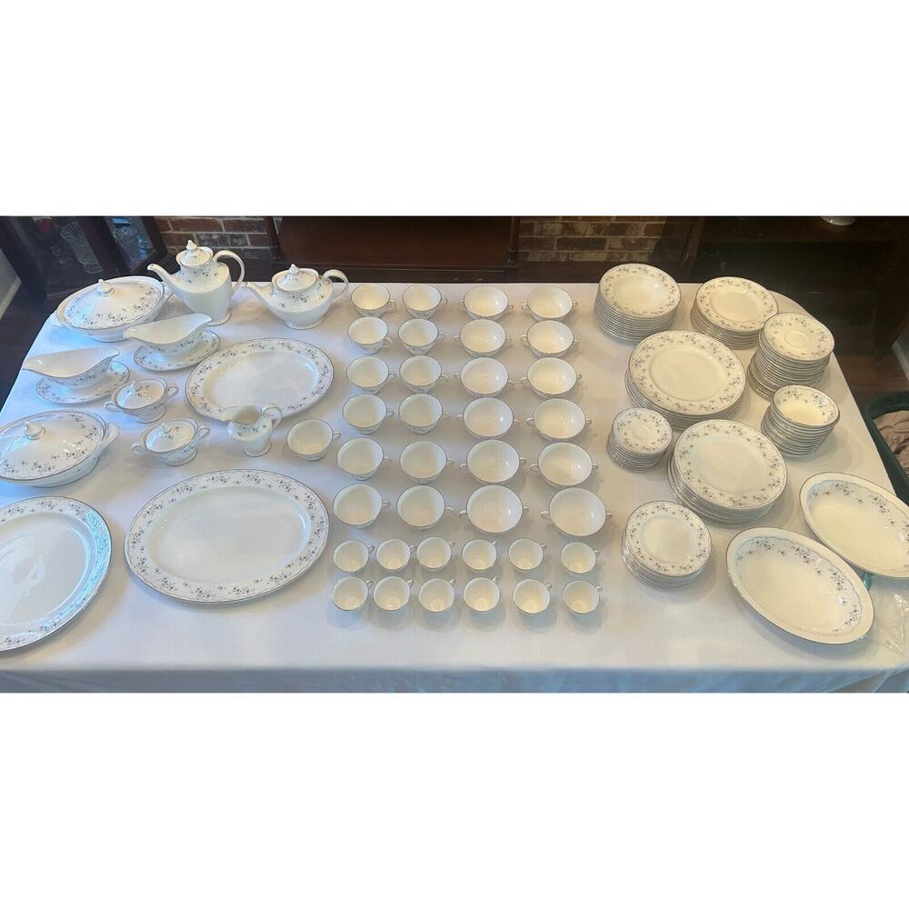 Royal Doulton China Floral Platinum Band Cotillion H4962 Oval Vegetatble Bowl - Picture 2 of 5